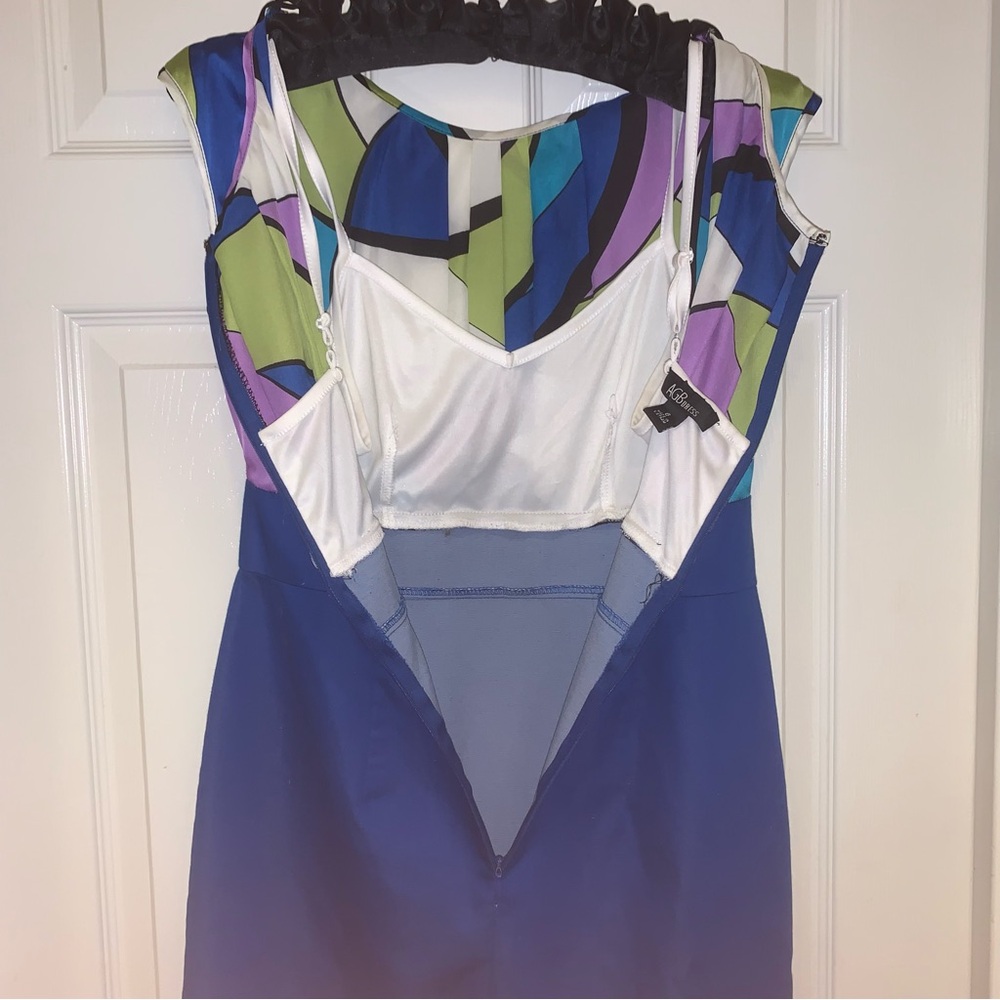 Abstract Multicolor Mini Dress - Picture 3 of 7